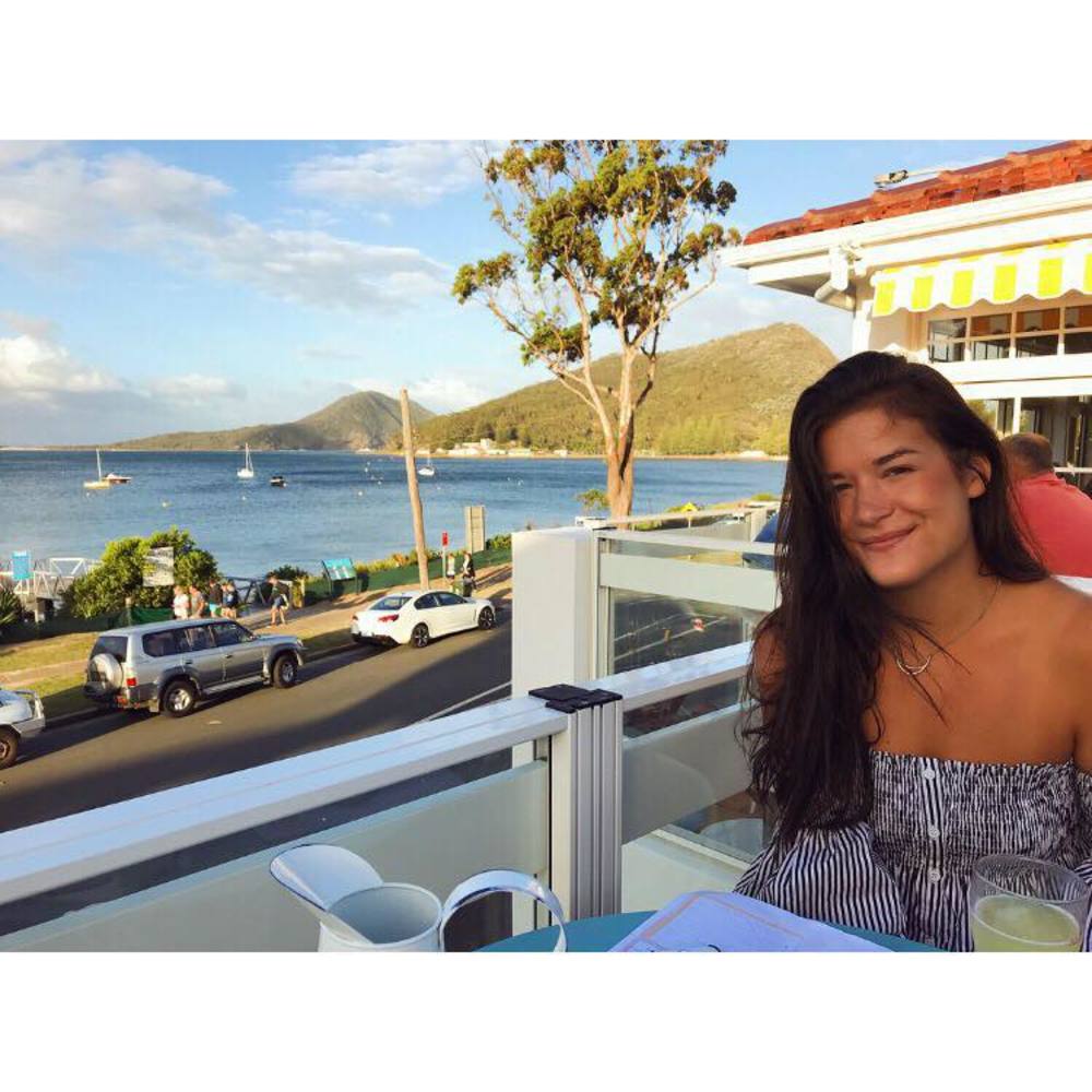 Meet your Posher, Claire